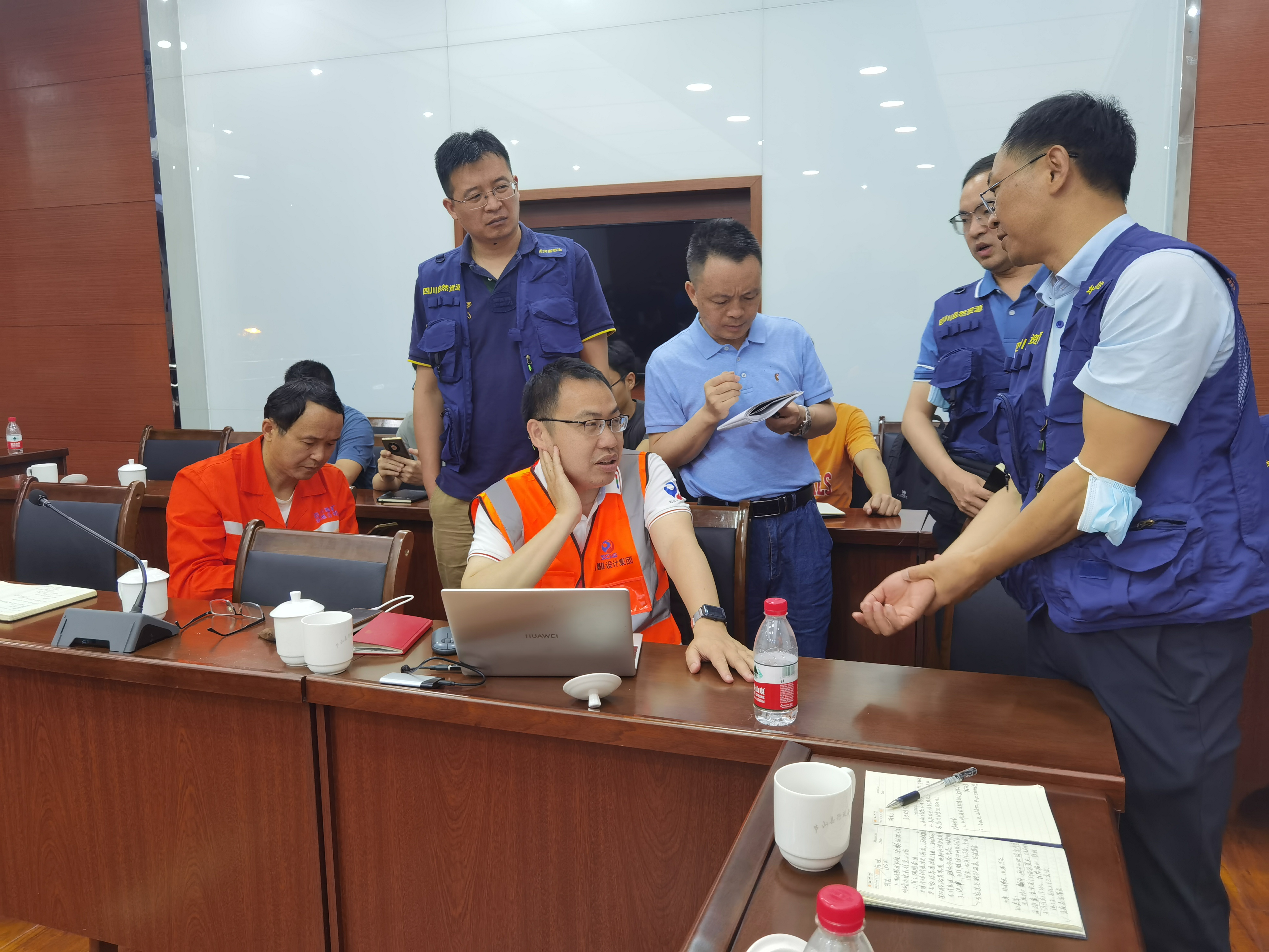 重任在肩，佳節亦然，順利完成蘆山、寶興震后首輪次生災害應急排查！